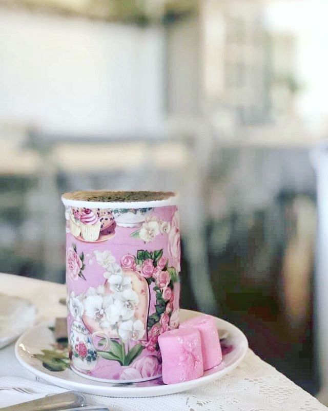 Hot chocolate and marshmallows ... the perfect antidote to a chilly morning. ❄️ 🍫 💕
With thanks to our lovely customer @chantelbessell for the photo!